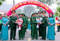 Trường Trung cấp Kỹ thuật Tăng thiết giáp tổ chức tiếp nhận chiến sĩ mới nhập ngũ năm 2025