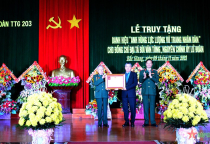 Truy tặng danh hiệu Anh hùng Lực lượng vũ trang nhân dân đối với Đại tá Bùi Văn Tùng