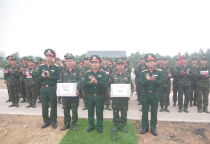 Kiểm tra công tác luyện tập Đội Hội thao Phòng cháy Chữa cháy tại Trung tâm Huấn luyện Tổng hợp Tăng thiết giáp