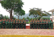 Lữ đoàn xe tăng 201 tổ chức gắn biển công trình chào mừng Đại hội đại biểu Đảng bộ Binh chủng lần thứ XII, nhiệm kỳ 2025-2030