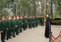 Binh chủng Tăng thiết giáp hành quân về nguồn - Viết tiếp bản hùng ca “Đã ra quân là đánh thắng”