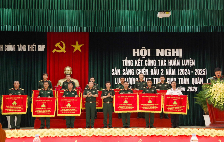 Binh chủng Tăng thiết giáp tổ chức Hội nghị tổng kết 2 năm huấn luyện, sẵn sàng chiến đấu (2024 - 2025) lực lượng Tăng thiết giáp toàn quân 