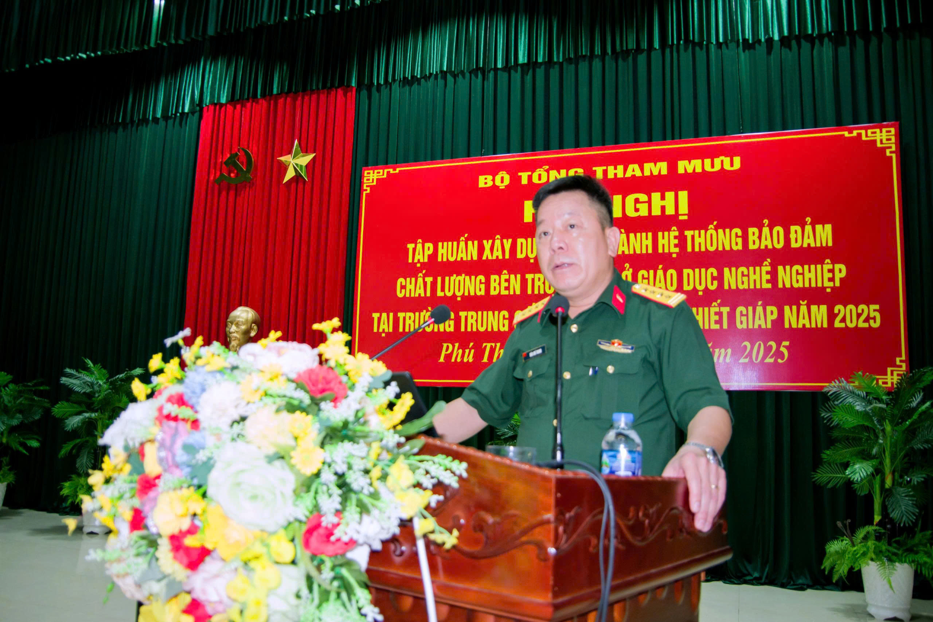 Tập huấn xây dựng, vận hành hệ thống bảo đảm chất lượng bên trong cơ sở giáo dục nghề nghiệp tại Trường Trung cấp Kỹ thuật Tăng thiết giáp năm 2025