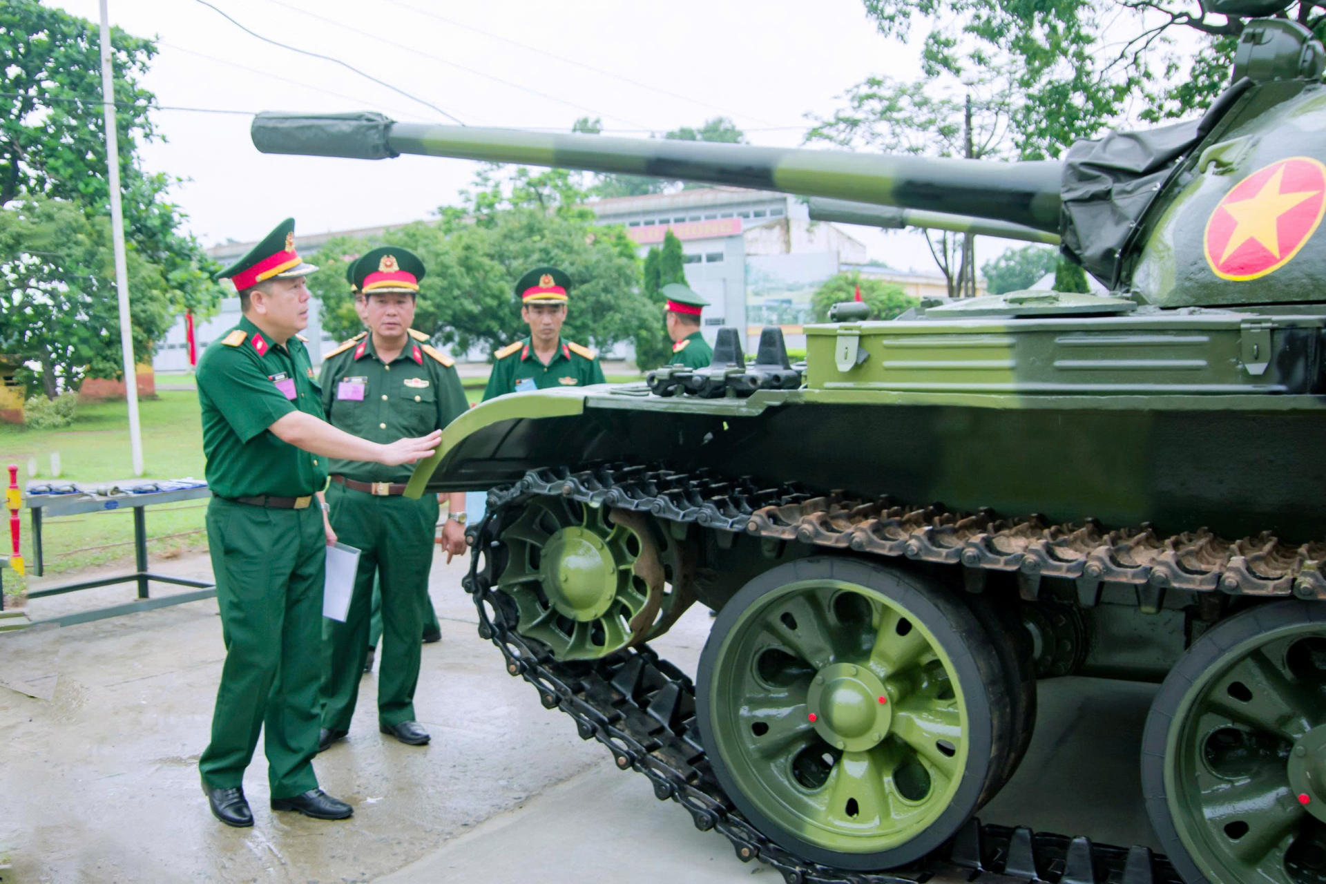 Trường Trung cấp Kỹ thuật Tăng thiết giáp tổ chức thành công Hội thi Hậu cần – Kỹ thuật cấp cơ sở năm 2025