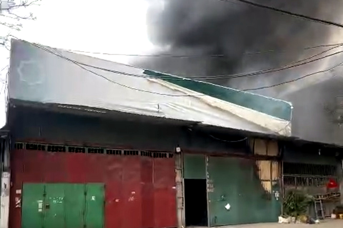 Đại đội Thông tin, Bộ Tham mưu tham gia chữa cháy giúp dân dịp tết Giáp Thìn 2024