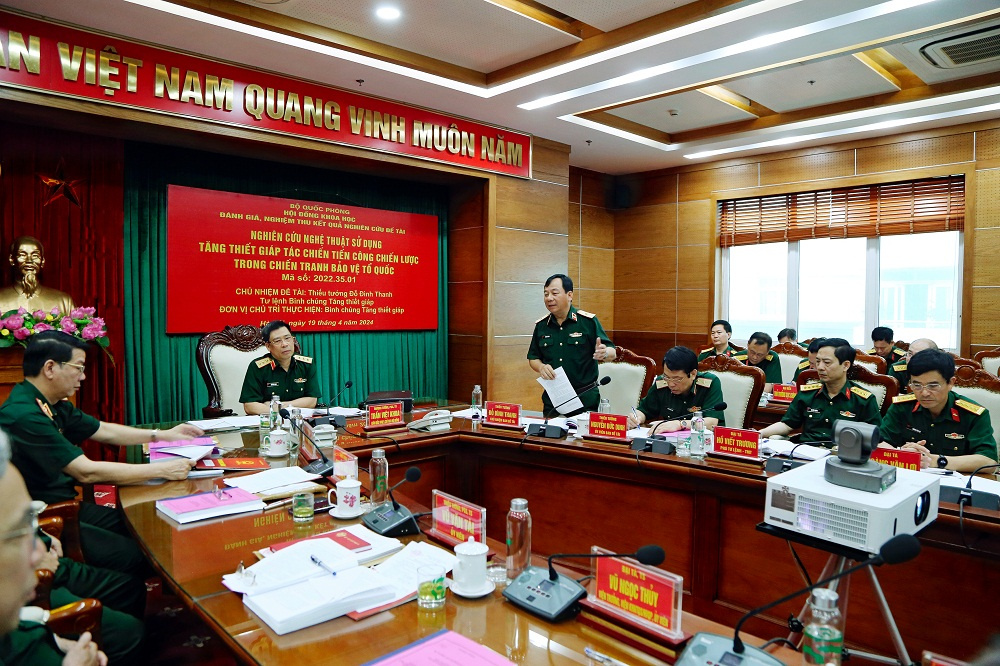 Nghiệm thu đề tài cấp Bộ Quốc phòng “Nghiên cứu nghệ thuật sử dụng Tăng thiết giáp tác chiến tiến công chiến lược trong chiến tranh bảo vệ Tổ quốc”