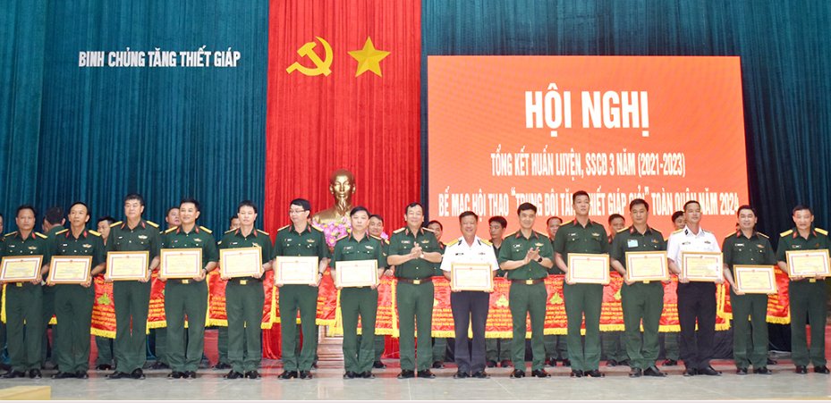 Hội nghị Tổng kết huấn luyện, SSCĐ 3 năm (2021 - 2023) và Bế mạc Hội thao “Trung đội Tăng thiết giáp giỏi” toàn quân năm 2024