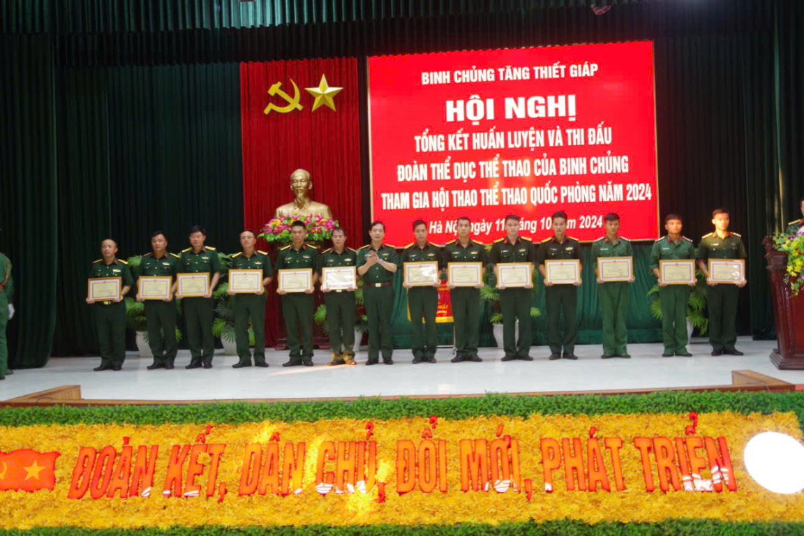 Binh chủng Tăng thiết giáp đạt giải Nhất toàn đoàn tại Hội thao Thể thao Quốc phòng năm 2024