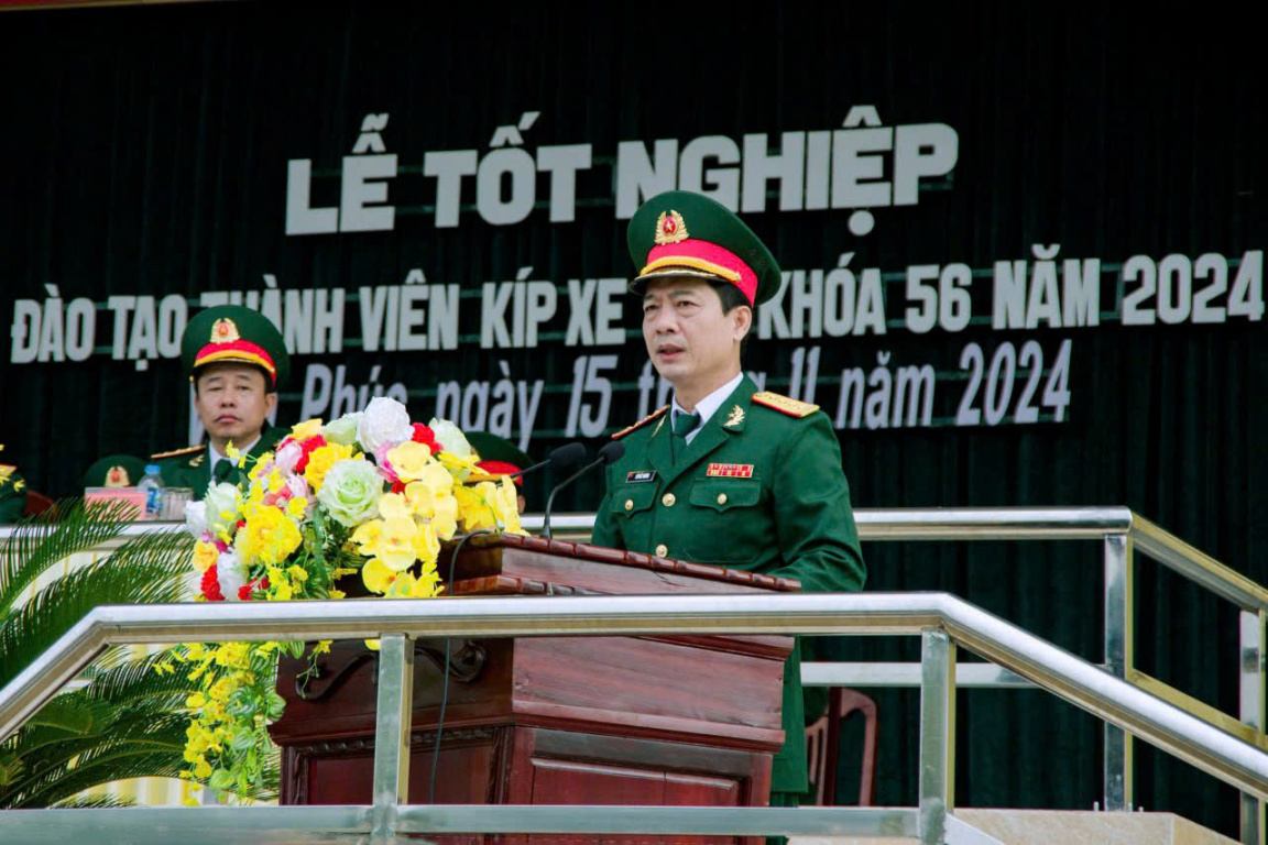 Trường Trung cấp Kỹ thuật Tăng thiết giáp tổ chức Lễ tốt nghiệp đào tạo thành viên kíp xe Tăng thiết giáp khóa 56 năm 2024