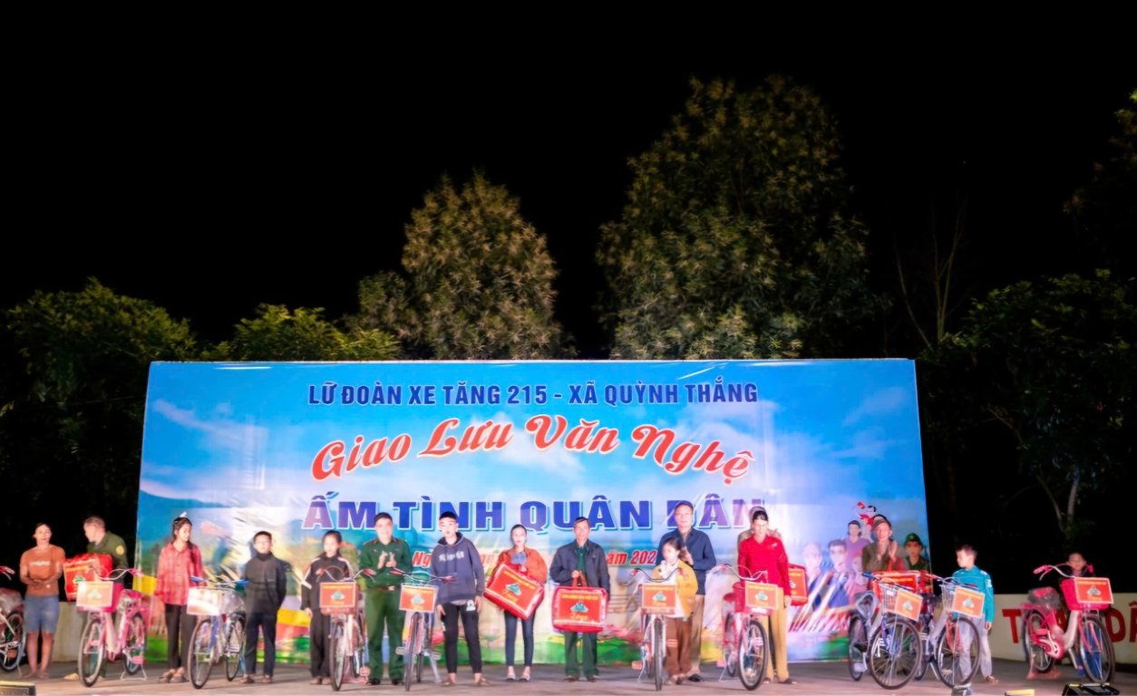 Dân vân khéo, thực chất hiệu quả ở Lữ đoàn xe tăng 215