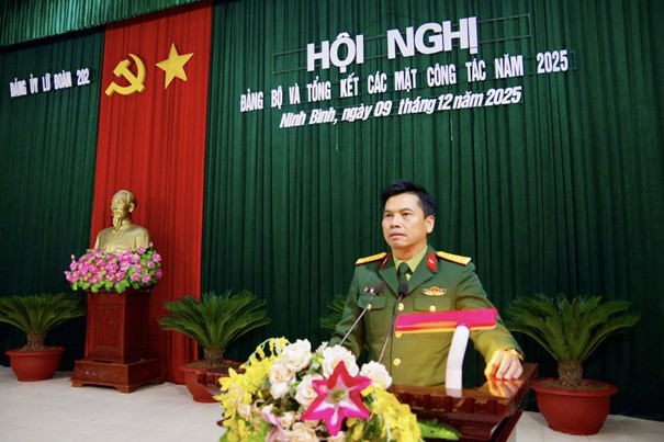 Lữ đoàn TTG 202 tổ chức Hội nghị đảng bộ và tổng kết các mặt công tác năm 2025