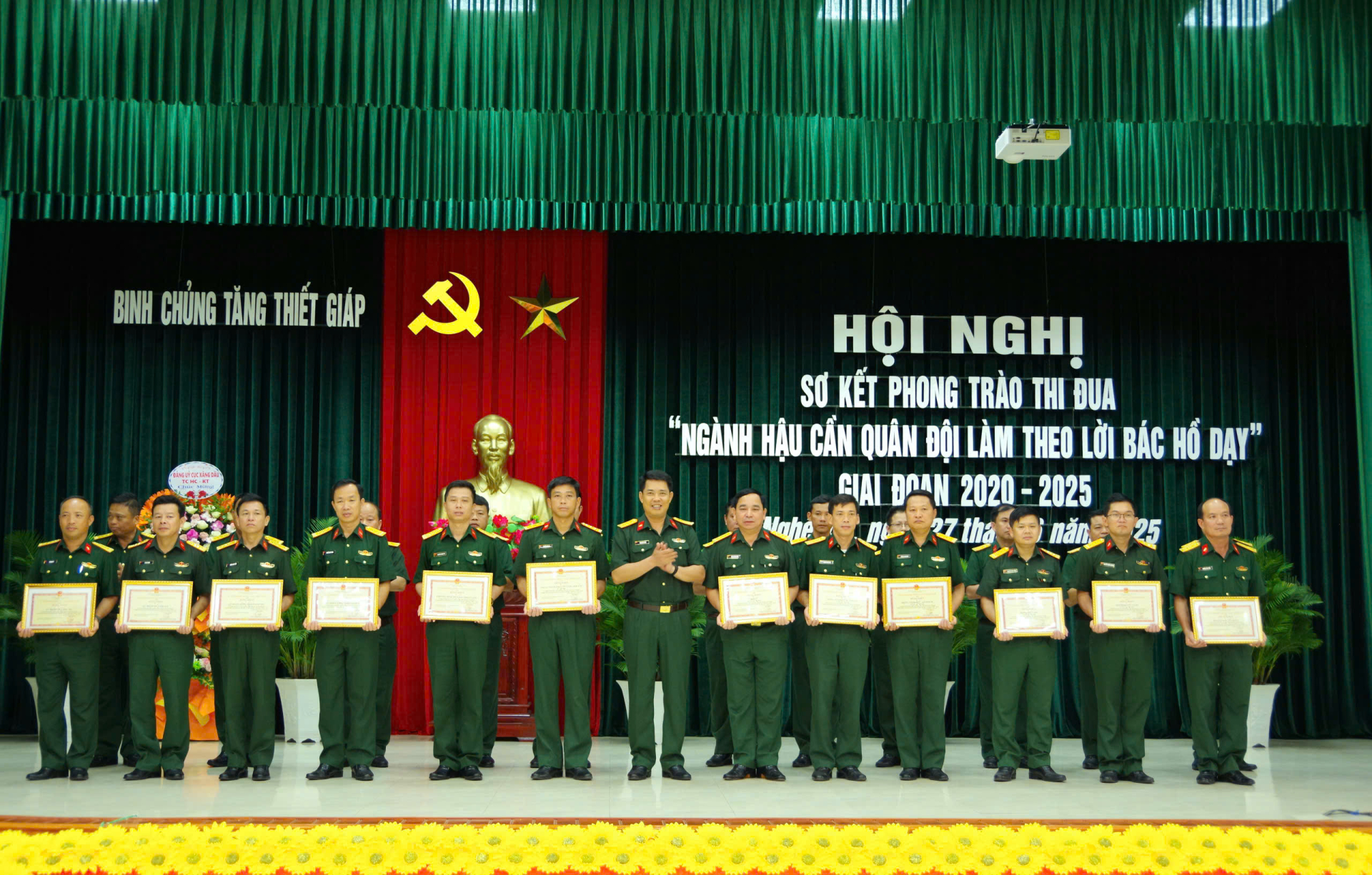 Binh chủng Tăng thiết giáp tổ chức Hội nghị sơ kết phong trào thi đua "Ngành Hậu cần Quân đội làm theo lời Bác Hồ dạy" giai đoạn 2020-2025