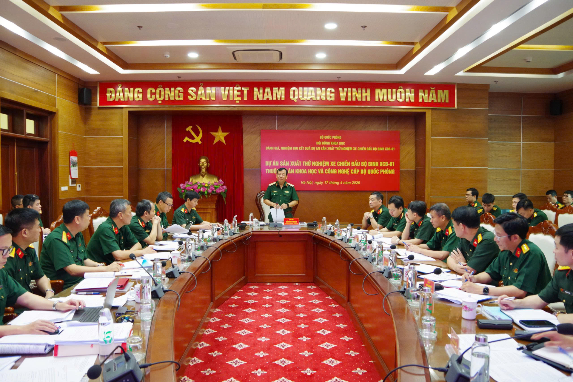 Hội đồng khoa học Bộ Quốc phòng đánh giá, nghiệm thu kết quả dự án sản xuất thử nghiệm xe chiến đấu bộ binh XCB-01 thuộc Dự án khoa học và công nghệ cấp Bộ Quốc phòng